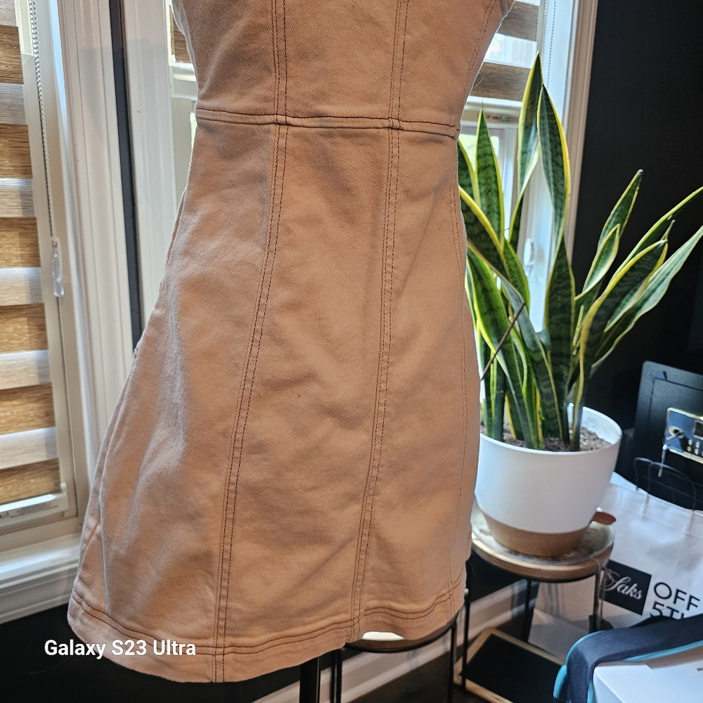 Stylish Cream Button-Front Dress - Picture 7 of 7